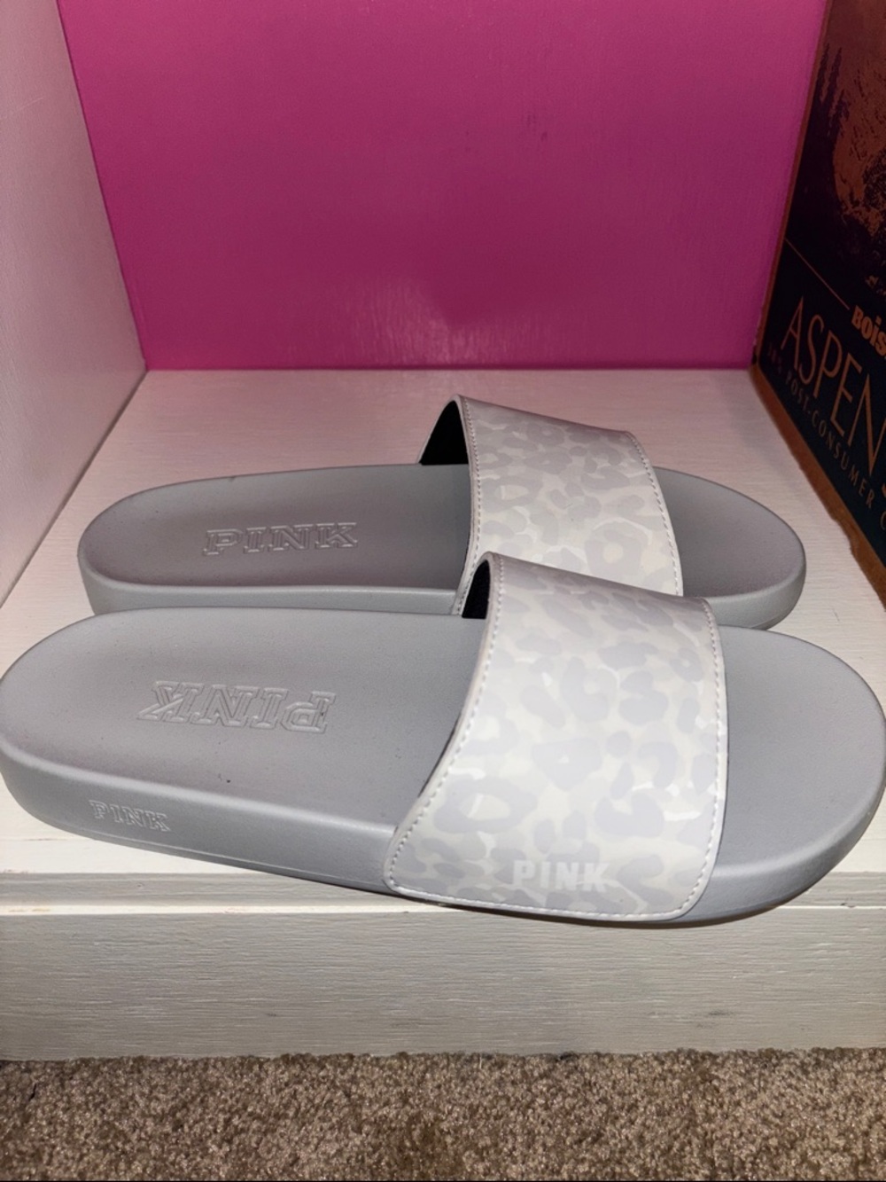 PINK Victoria's Secret Gray & White Leopard-Pattern Slide Sandals